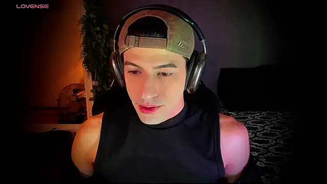 newjeff online show from December 3, 5:22 pm