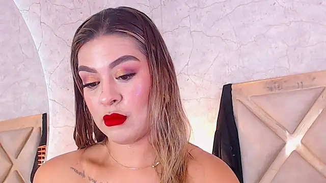 Snapshot of JoannaStanford chatting on January 7, 11:07 pm JoannaStanford online show from January 7, 11:07 pm