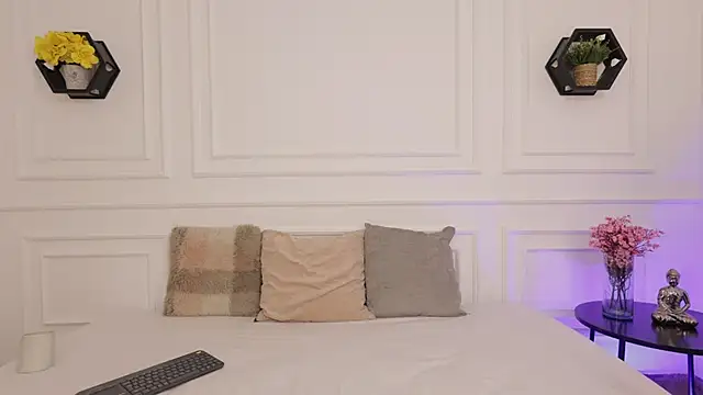 meloddysky online show from November 24, 5:45 pm