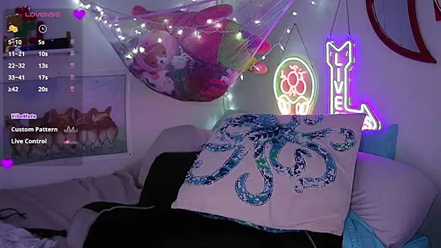 opalreigning online show from January 26, 11:28 am