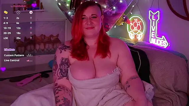 opalreigning online show from October 8, 8:34 am