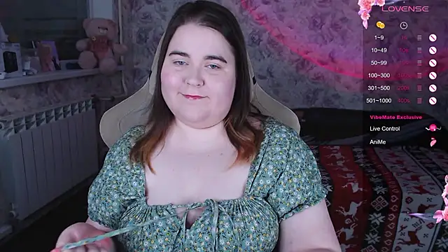 Estelle Hicks online show from February 4, 6:36 pm