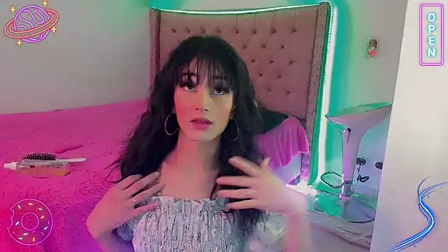 LittleEmmaa online show from December 30, 4:08 pm