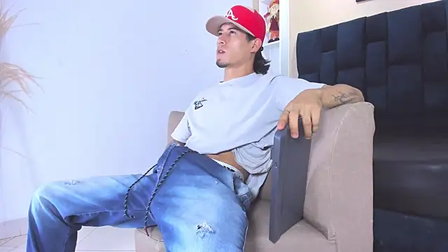 Snapshot of Jhonn_Rhyss chatting on November 26, 2:34 am Jhonn Rhyss online show from November 26, 2:34 am