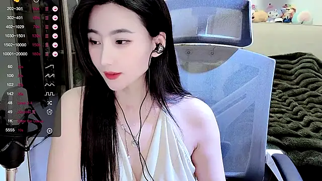 FeiFei-babe online show from March 12, 5:38 pm