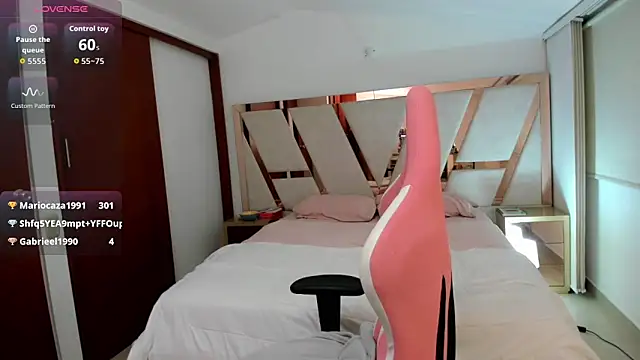 emma lopes online show from February 3, 3:04 am