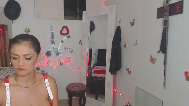 brigitht online show from November 14, 2:54 am