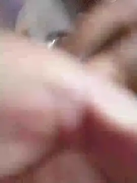 Snapshot of brigitht chatting on December 19, 10:06 pm brigitht online show from December 19, 10:06 pm