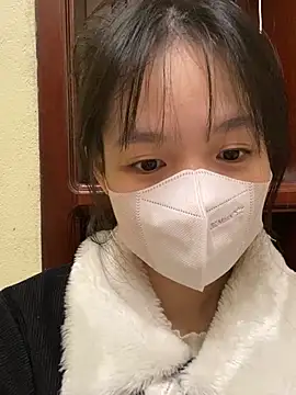 Snapshot of minmin2kk5 chatting on February 5, 4:36 pm minmin2kk5 online show from February 5, 4:36 pm