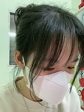 Snapshot of minmin2kk5 chatting on February 12, 6:40 am minmin2kk5 online show from February 12, 6:40 am