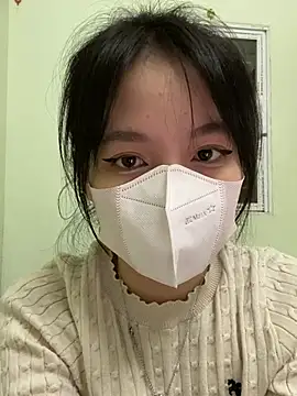 Snapshot of minmin2kk5 chatting on February 13, 7:24 am minmin2kk5 online show from February 13, 7:24 am