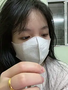 Snapshot of minmin2kk5 chatting on February 24, 2:26 pm minmin2kk5 online show from February 24, 2:26 pm