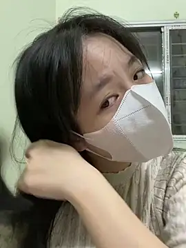 Snapshot of minmin2kk5 chatting on February 28, 12:32 am minmin2kk5 online show from February 28, 12:32 am