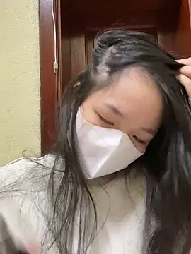 Snapshot of minmin2kk5 chatting on March 1, 2:44 pm minmin2kk5 online show from March 1, 2:44 pm