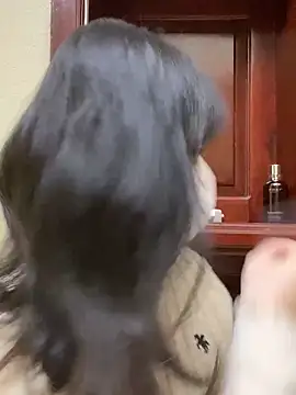 Snapshot of minmin2kk5 chatting on March 2, 2:32 pm minmin2kk5 online show from March 2, 2:32 pm