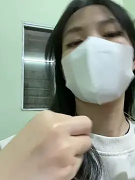 Snapshot of minmin2kk5 chatting on March 8, 1:06 am minmin2kk5 online show from March 8, 1:06 am