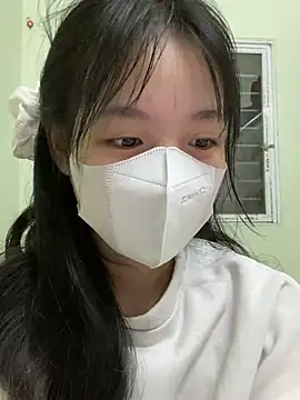 Snapshot of minmin2kk5 chatting on March 12, 12:53 am minmin2kk5 online show from March 12, 12:53 am