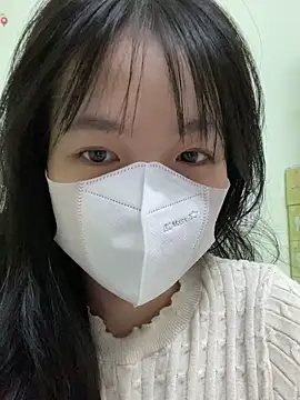 Snapshot of minmin2kk5 chatting on March 13, 1:32 am minmin2kk5 online show from March 13, 1:32 am