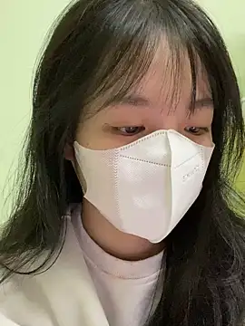 Snapshot of minmin2kk5 chatting on March 17, 1:24 am minmin2kk5 online show from March 17, 1:24 am