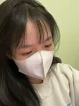 Snapshot of minmin2kk5 chatting on March 21, 8:17 am minmin2kk5 online show from March 21, 8:17 am