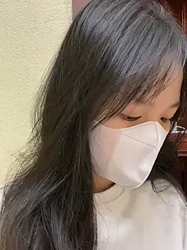 Snapshot of minmin2kk5 chatting on March 21, 3:24 pm minmin2kk5 online show from March 21, 3:24 pm