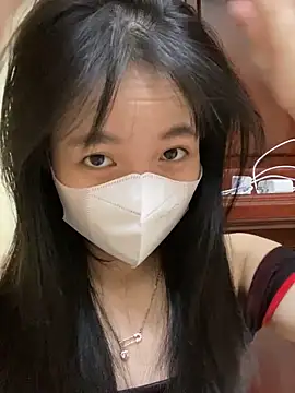 Snapshot of minmin2kk5 chatting on March 22, 4:37 pm minmin2kk5 online show from March 22, 4:37 pm