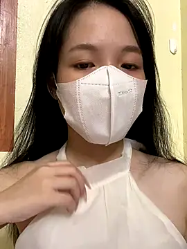 Snapshot of minmin2kk5 chatting on September 19, 3:45 pm minmin2kk5 online show from September 19, 3:45 pm