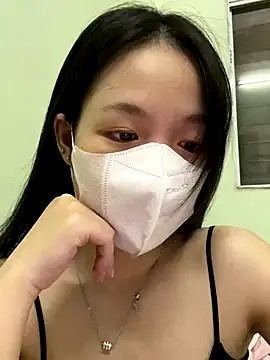 Snapshot of minmin2kk5 chatting on October 4, 3:37 am minmin2kk5 online show from October 4, 3:37 am