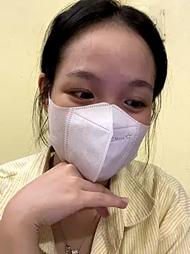 Snapshot of minmin2kk5 chatting on October 6, 4:48 pm minmin2kk5 online show from October 6, 4:48 pm