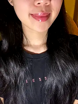 Snapshot of minmin2kk5 chatting on November 9, 4:16 pm minmin2kk5 online show from November 9, 4:16 pm