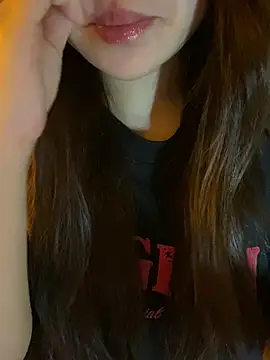 minmin2kk5 online show from April 18, 4:11 pm