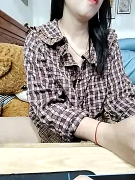 cream1299 online show from February 12, 10:24 am