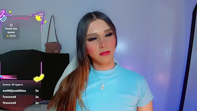 Snapshot of la_ratona_1 chatting on October 5, 10:40 pm la ratona 1 online show from October 5, 10:40 pm