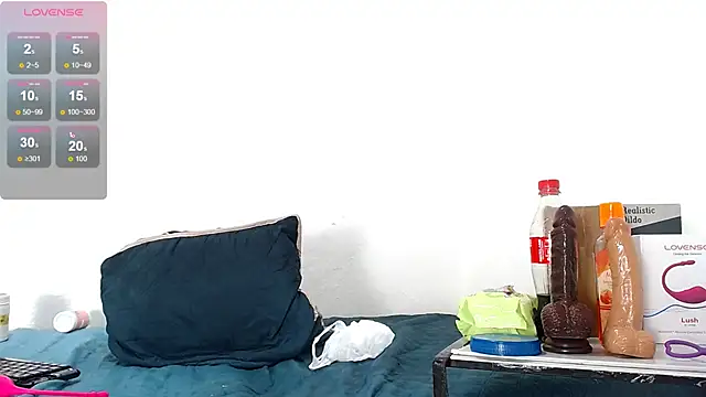 camilavagina24 online show from December 15, 7:10 pm