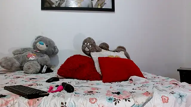 camilavagina24 online show from February 23, 1:41 pm