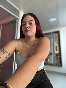 Snapshot of Chloee_Evans1 chatting on March 9, 3:05 pm Chloee Evans1 online show from March 9, 3:05 pm
