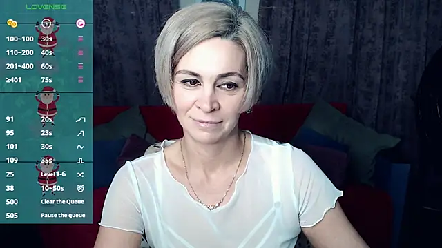 Blonde lola444 online show from January 4, 7:34 pm