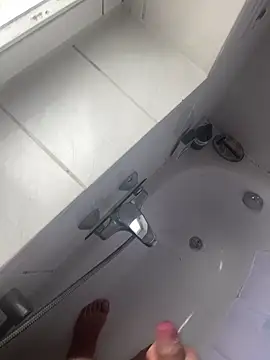 Snapshot of Banana_Boy chatting on January 2, 11:52 am Banana Boy online show from January 2, 11:52 am