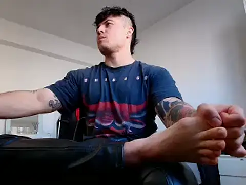 juandking online show from December 17, 11:06 am