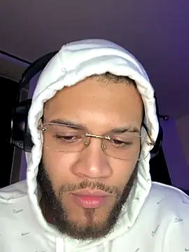 Snapshot of Joker19196 chatting on October 19, 2:12 am Joker19196 online show from October 19, 2:12 am