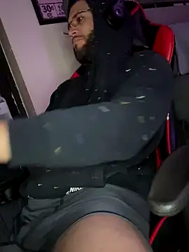 Snapshot of Joker19196 chatting on October 22, 12:22 am Joker19196 online show from October 22, 12:22 am