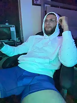 Snapshot of Joker19196 chatting on November 19, 12:43 am Joker19196 online show from November 19, 12:43 am