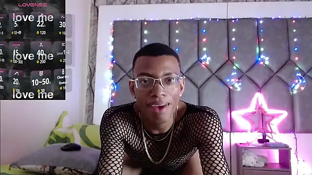 Tiffany Valentine15 online show from February 19, 11:39 am