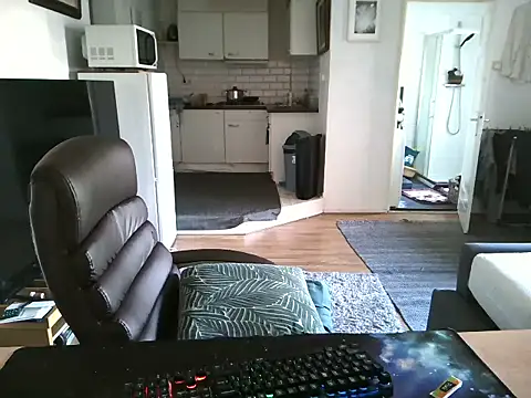 mihaimichael online show from September 12, 1:11 pm