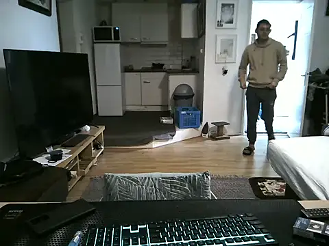 mihaimichael online show from March 27, 12:05 pm