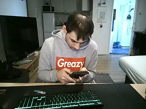 mihaimichael online show from April 8, 11:54 am