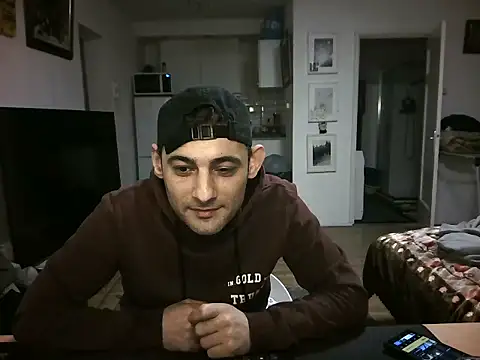 mihaimichael online show from April 15, 1:01 am