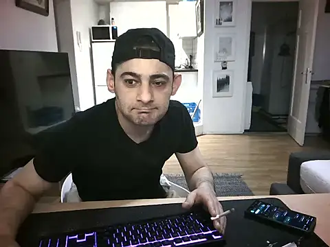 mihaimichael online show from April 15, 7:58 pm