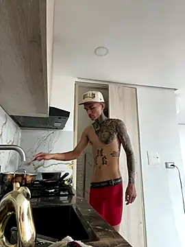 Snapshot of Herem369 chatting on October 27, 1:48 pm Herem369 online show from October 27, 1:48 pm