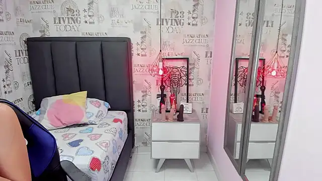 mileyerikson online show from March 18, 12:25 pm